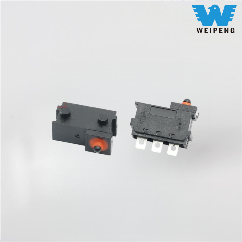 Kunci Pintu Mobil dan Saklar Mikro Kap